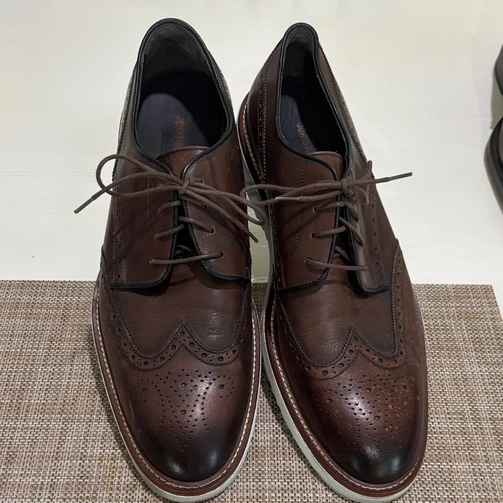 Johnston & Murphy Leather Wingtip Oxfords. Men's 12. Excellent condition. Nice! - Picture 1 of 8